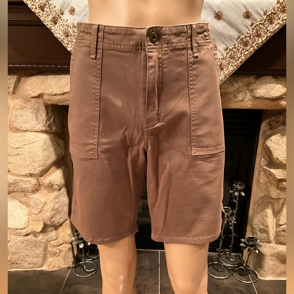 NWOT Anthropologie Brown High-Waisted Relaxed Fit shorts 32